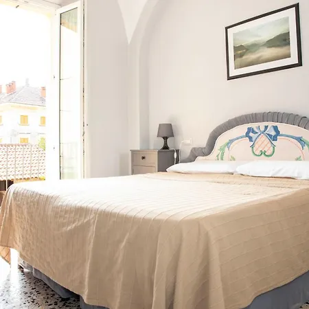 Chez Rovere شقة
