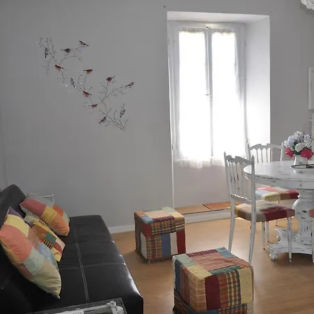 Daire Chez Rovere Pella